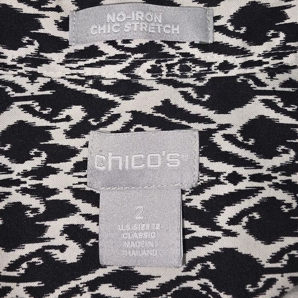 Chico's Monochrome Geometric Button-Down Shirt No Iron Stretch Ikat Size 2 (L) - Picture 4 of 7